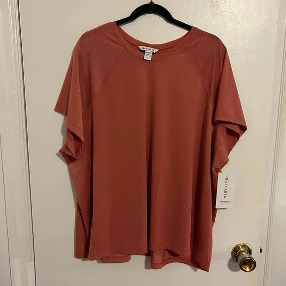 Athleta Ultimate Train Tee - Picture 2 of 5